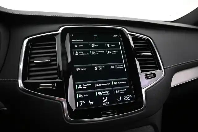 Musta Maastoauto, Volvo XC90 – VAR-27649