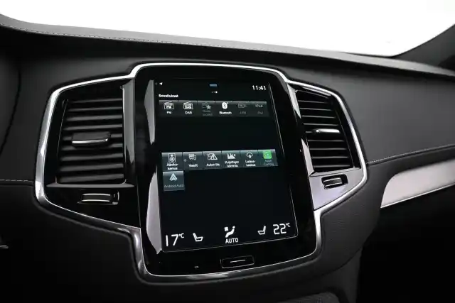 Musta Maastoauto, Volvo XC90 – VAR-27649