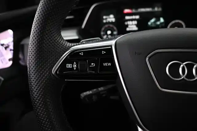 Musta Maastoauto, Audi Q8 e-tron – VAR-27685