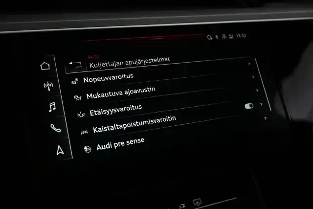 Musta Maastoauto, Audi Q8 e-tron – VAR-27685