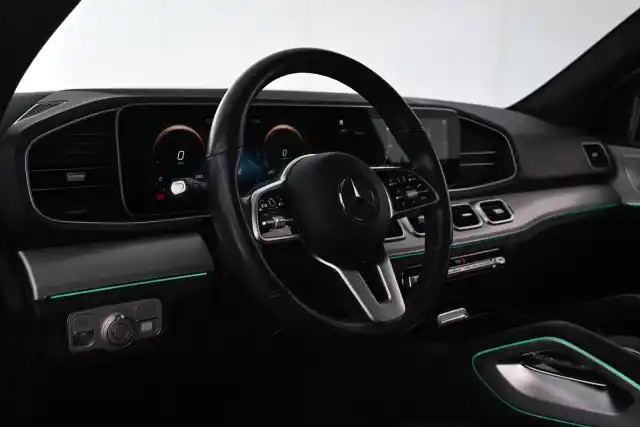 Harmaa Maastoauto, Mercedes-Benz GLE – VAR-28328
