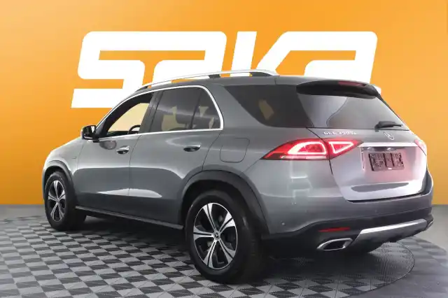 Harmaa Maastoauto, Mercedes-Benz GLE – VAR-28328