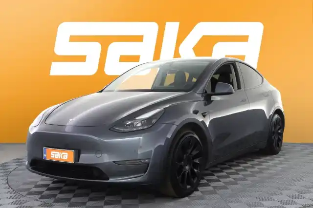 Harmaa Maastoauto, Tesla Model Y – VAR-28556