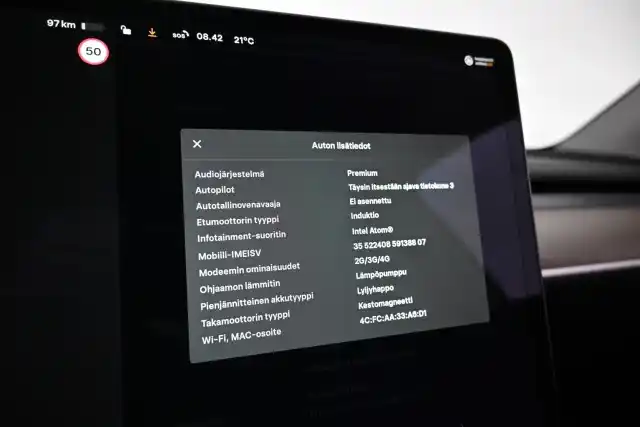 Harmaa Maastoauto, Tesla Model Y – VAR-28556