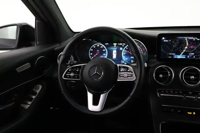 Musta Maastoauto, Mercedes-Benz GLC – VAR-28571