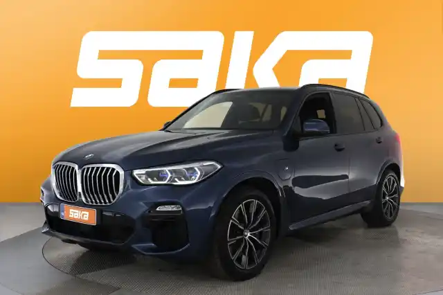 Sininen Maastoauto, BMW X5 – VAR-28820