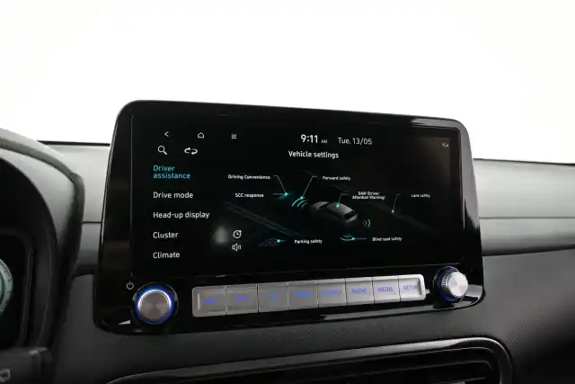 Sininen Maastoauto, Hyundai KONA – VAR-28844