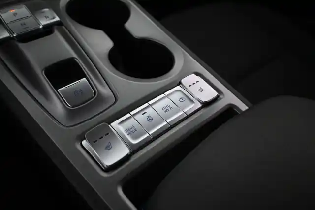 Sininen Maastoauto, Hyundai KONA – VAR-28844