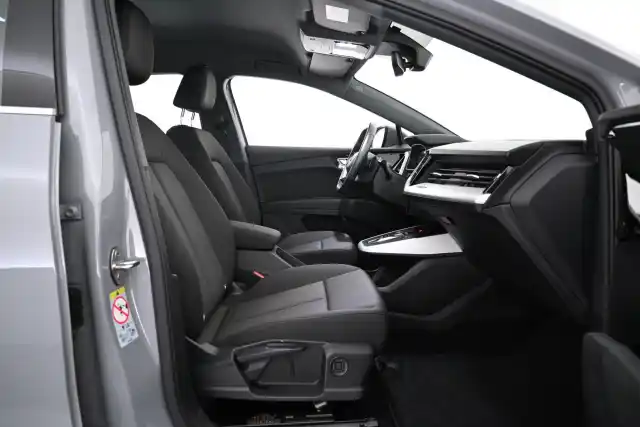 Harmaa Maastoauto, Audi Q4 e-tron – VAR-28882