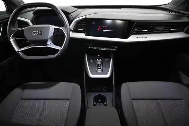 Harmaa Maastoauto, Audi Q4 e-tron – VAR-28882