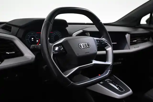 Harmaa Maastoauto, Audi Q4 e-tron – VAR-28882