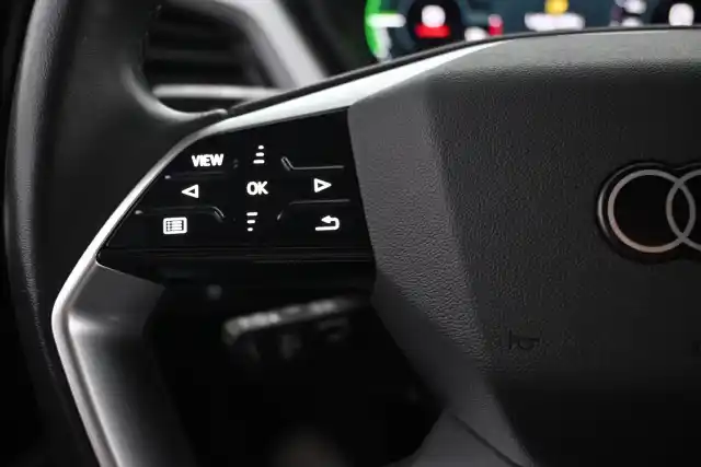 Harmaa Maastoauto, Audi Q4 e-tron – VAR-28882