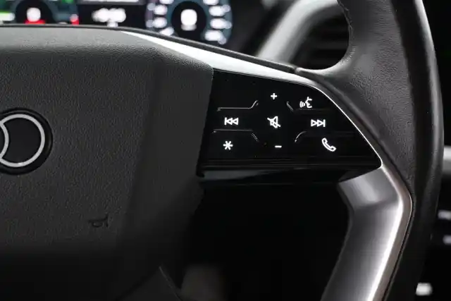 Harmaa Maastoauto, Audi Q4 e-tron – VAR-28882