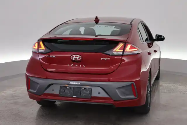 Punainen Viistoperä, Hyundai IONIQ plug-in – VAR-28934