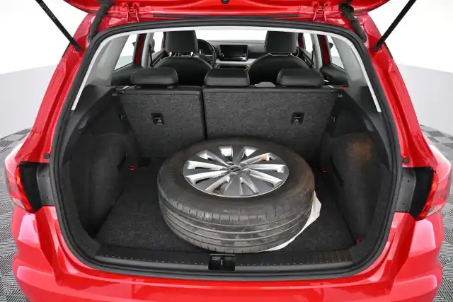 Punainen Maastoauto, Seat Arona – VAR-28977