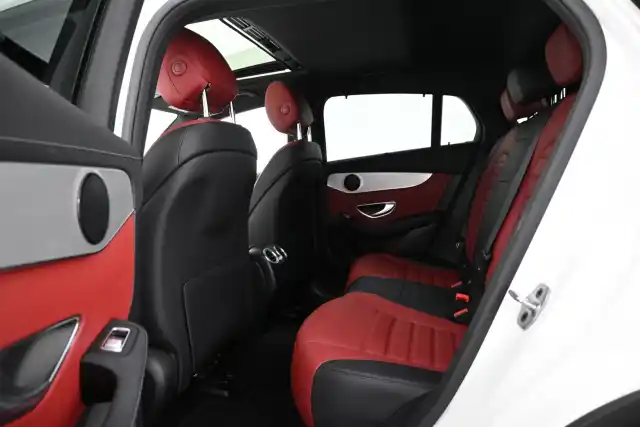 Valkoinen Coupe, Mercedes-Benz GLC – VAR-29053
