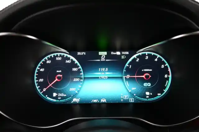 Valkoinen Coupe, Mercedes-Benz GLC – VAR-29053