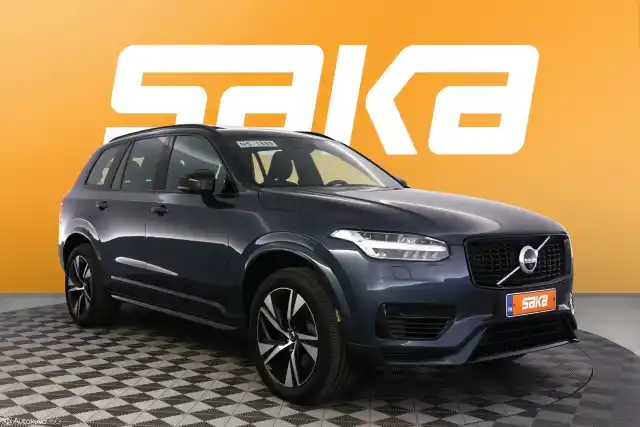 Musta Maastoauto, Volvo XC90 – VAR-29122