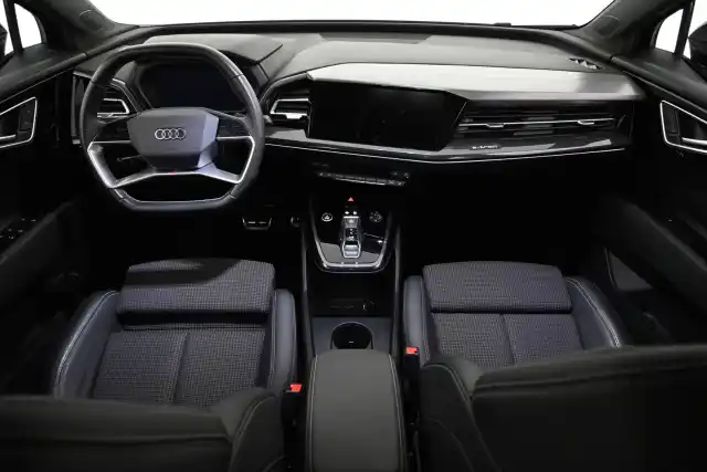 Musta Maastoauto, Audi Q4 e-tron – VAR-29305