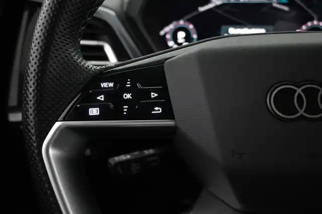 Musta Maastoauto, Audi Q4 e-tron – VAR-29305