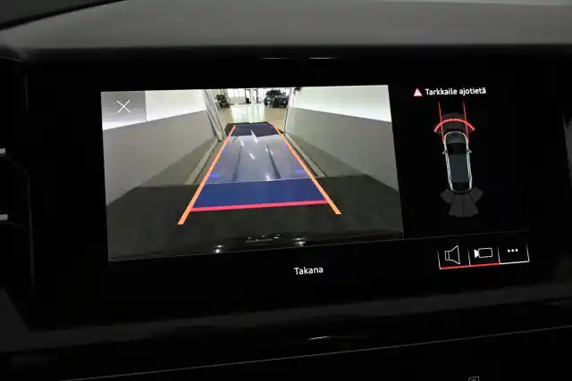 Musta Maastoauto, Audi Q4 e-tron – VAR-29305