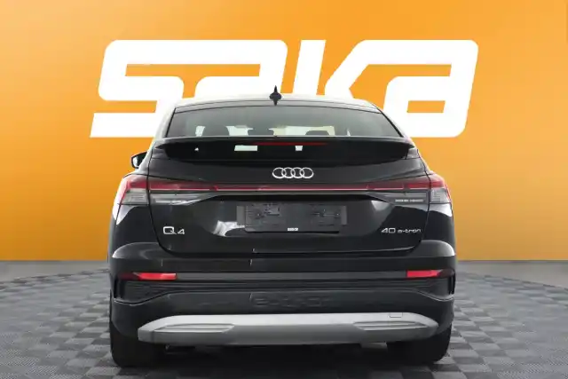 Musta Maastoauto, Audi Q4 e-tron – VAR-29305