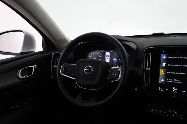 Valkoinen Viistoperä, Volvo XC40 – VAR-29691