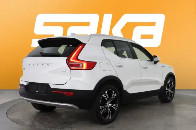 Valkoinen Viistoperä, Volvo XC40 – VAR-29691