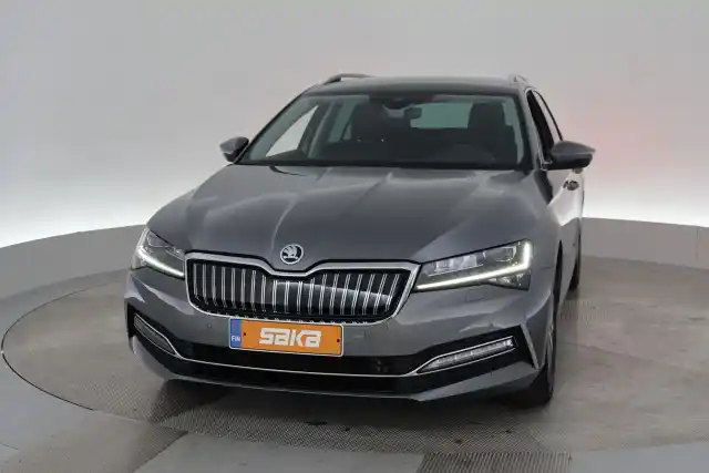 Harmaa Farmari, Skoda Superb – VAR-29712