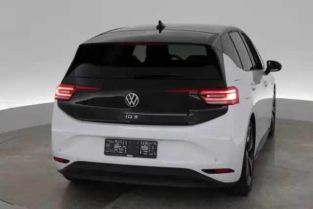 Valkoinen Viistoperä, Volkswagen ID.3 – VAR-29831