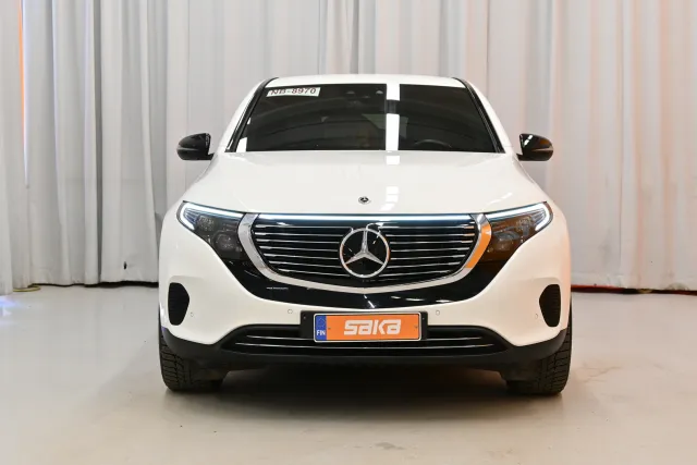 Valkoinen Maastoauto, Mercedes-Benz EQC – VAR-29863
