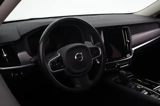 Musta Farmari, Volvo V90 – VAR-30062