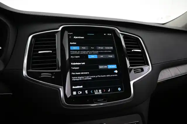 Sininen Maastoauto, Volvo XC90 – VAR-30322