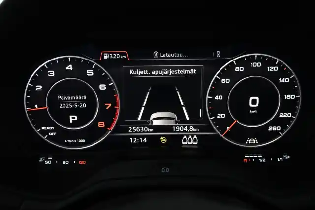 Harmaa Maastoauto, Audi Q2 – VAR-30399