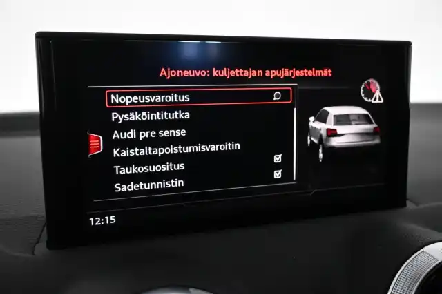 Harmaa Maastoauto, Audi Q2 – VAR-30399