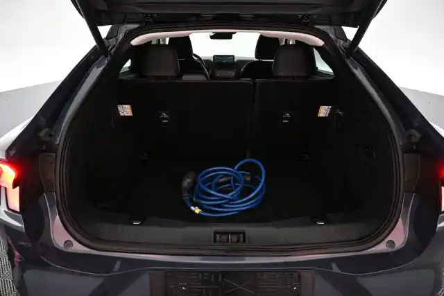 Sininen Maastoauto, Ford Mustang Mach-E – VAR-30581