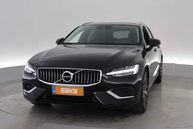 Musta Farmari, Volvo V60 – VAR-30640