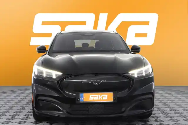 Musta Maastoauto, Ford Mustang Mach-E – VAR-30865