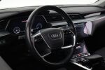 Musta Maastoauto, Audi e-tron – VAR-30930, kuva 10