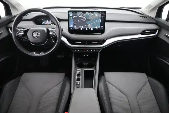 Musta Maastoauto, Skoda Enyaq – VAR-30932