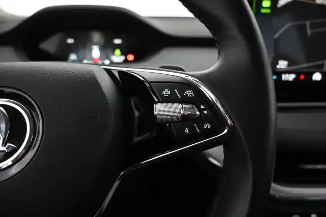 Musta Maastoauto, Skoda Enyaq – VAR-30932