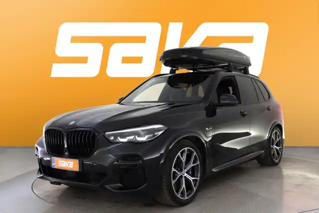 Musta Maastoauto, BMW X5 – VAR-31015