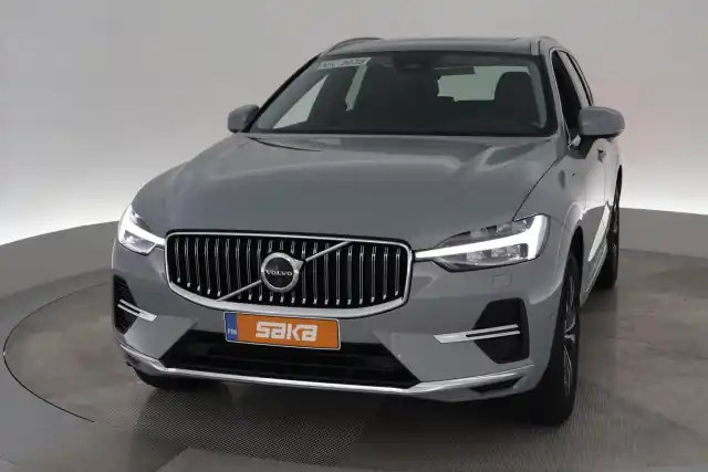 Harmaa Maastoauto, Volvo XC60 – VAR-31138