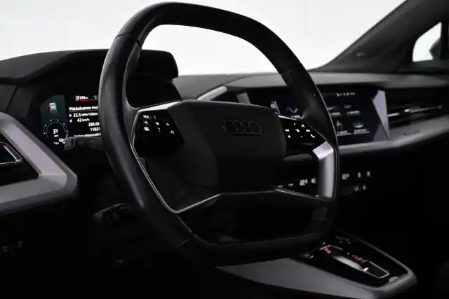 Harmaa Maastoauto, Audi Q4 e-tron – VAR-31231