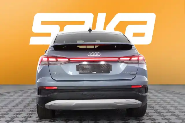 Harmaa Maastoauto, Audi Q4 e-tron – VAR-31231