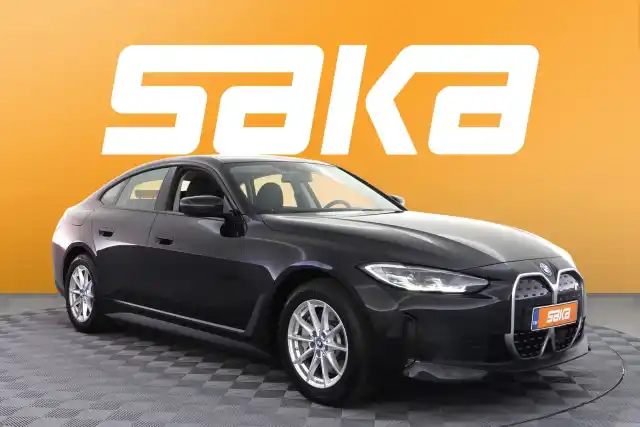 Musta Sedan, BMW i4 – VAR-31240