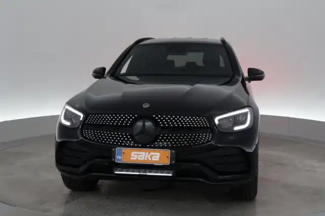 Musta Maastoauto, Mercedes-Benz GLC – VAR-31419