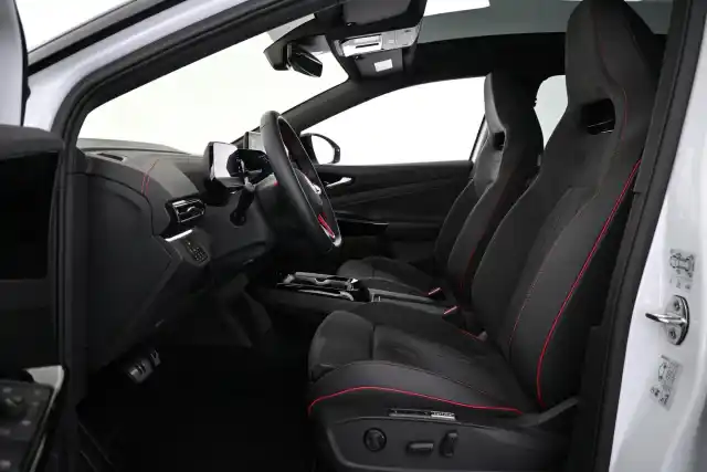 Valkoinen Maastoauto, Volkswagen ID.5 – VAR-31501