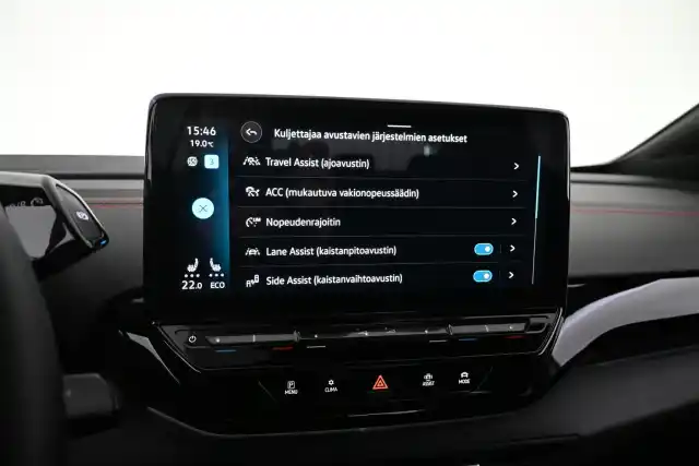 Valkoinen Maastoauto, Volkswagen ID.5 – VAR-31501