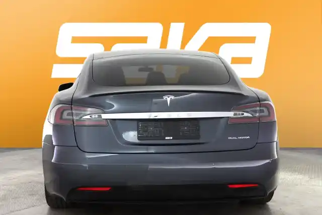 Harmaa Sedan, Tesla Model S – VAR-31554